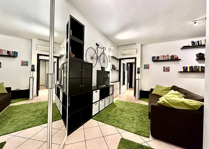 Linate Airport House *