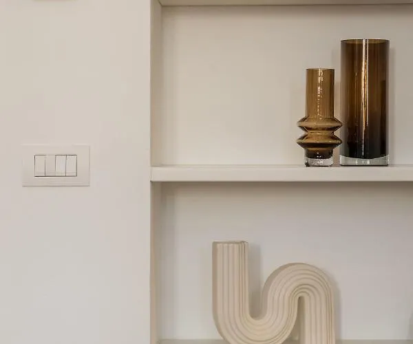 Casa Unica - Stylish & Charming - Navigli I דירה