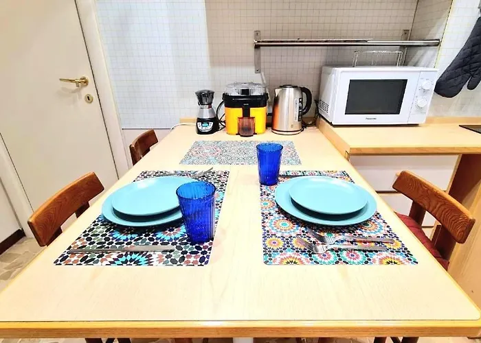 Fiera City, Via Cenisio 55 Hotel *