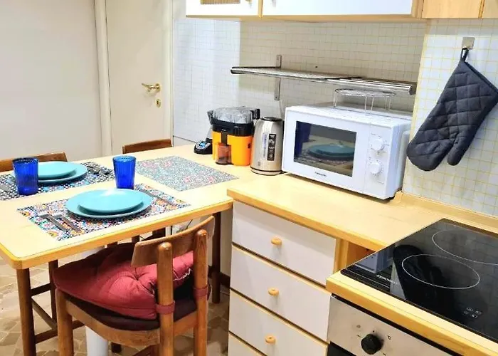 Hotel Fiera City, Via Cenisio 55 *