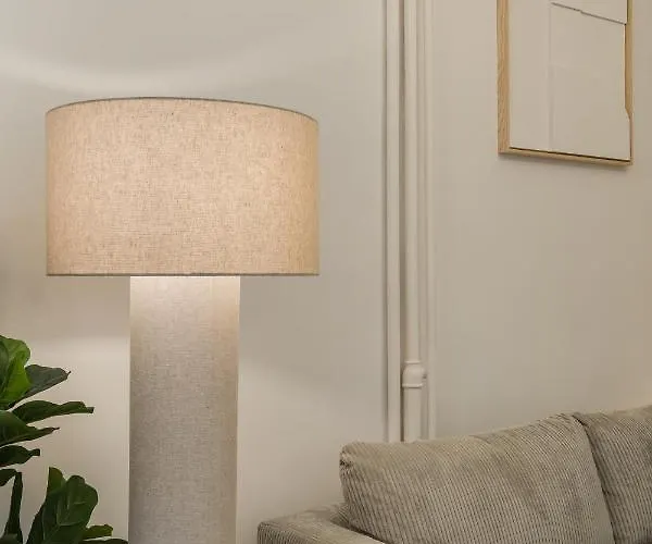 דירה Casa Unica - Elegant With Balcony - Centrale 1 מילאנו