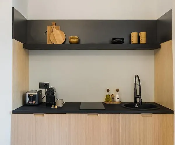 Casa Unica - Elegant With Balcony - Centrale 1 דירה מילאנו