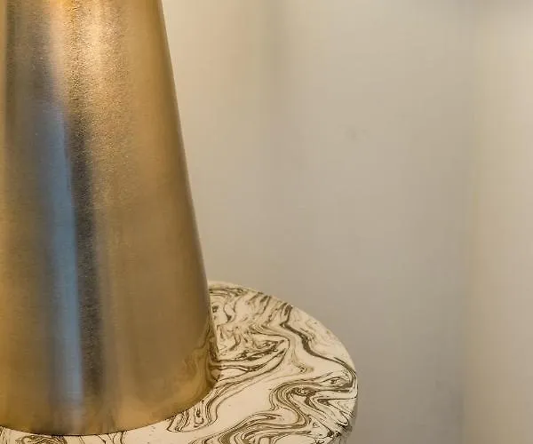 Casa Unica - Elegant With Balcony - Centrale 1 דירה מילאנו