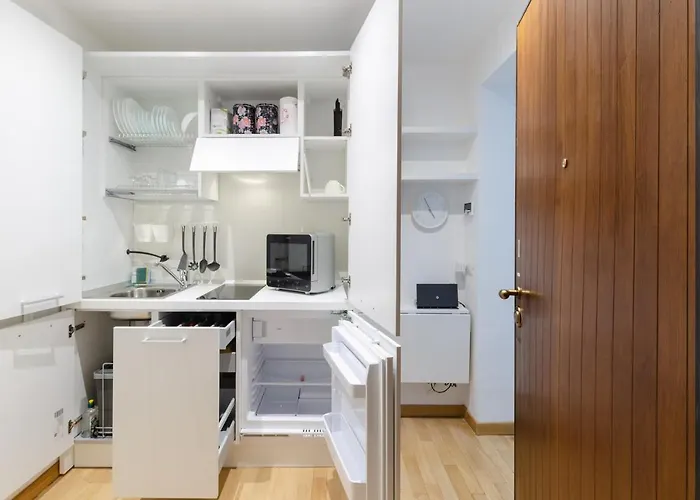 Design - Spadolini, Campus Bocconi Apartment Milan