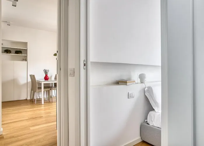 Joivy Fantastic Flat Near Center * Milán