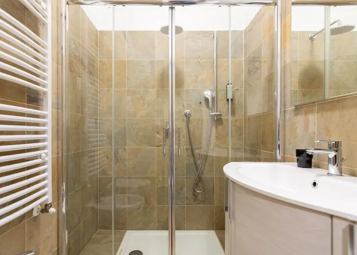 Isola-zara Modern Apartment, Duomo In 10min *