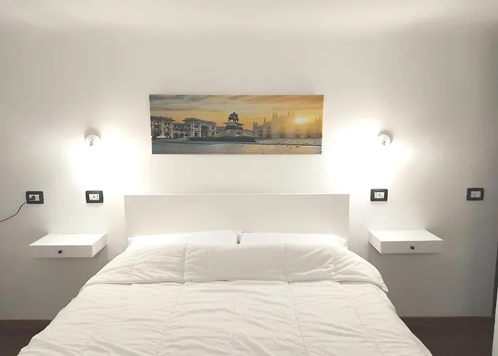 Corso Genova - Navigli * Милан