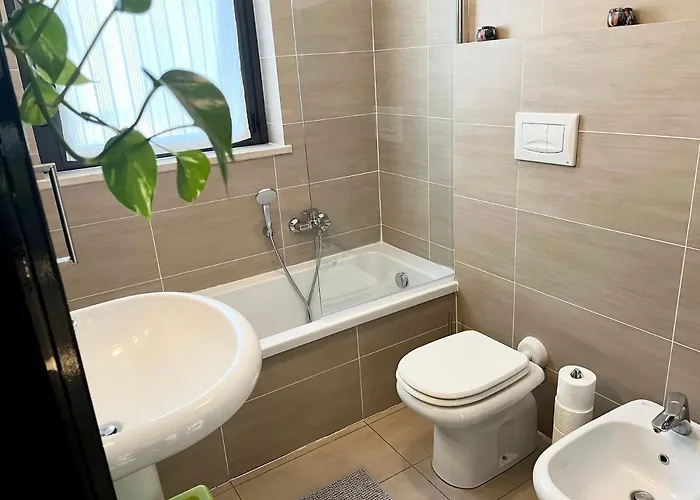 Sulla Metro 3 Gialla Maciachini Апартаменты