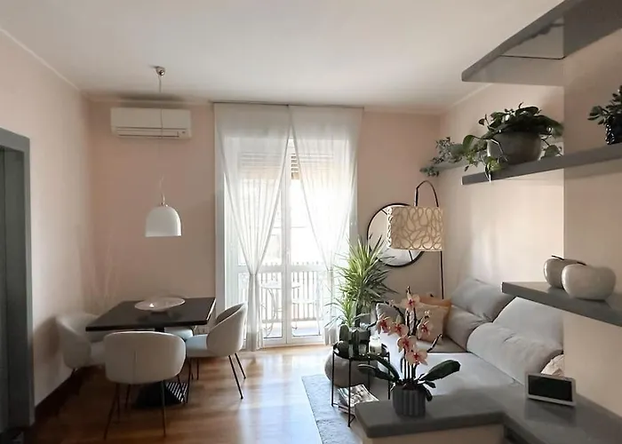 Apartment Bright Terrace-garden Milan