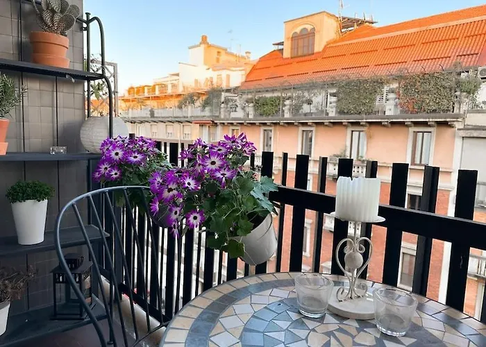 Bright Terrace-garden Apartment