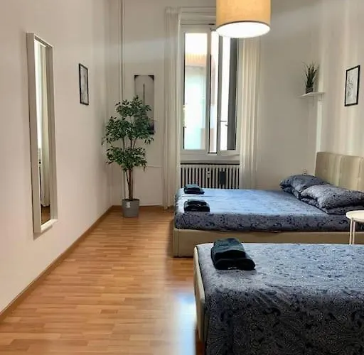 Splendido Bilocale A 4 Fermate Dal Duomo דירה מילאנו