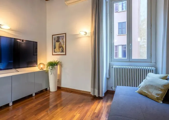 Moscova-duomo Loft Wifi, Netflix & Design