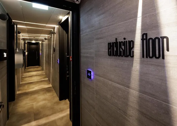 The Corner Duomo Otel 4*