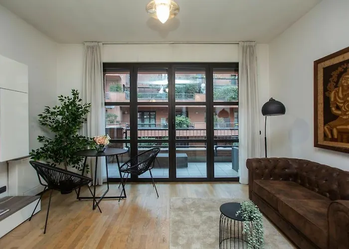 Stazione - Nuovo E Moderno Appartamento. Appartamento *