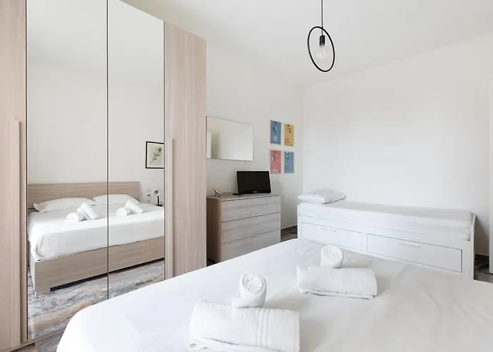 Guesthost - Dergano Comfy - 250 M Far From M3 * Mailand