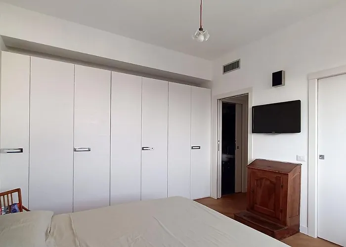 Apartment Lotus Senna Mailand