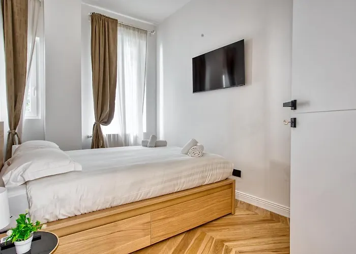 Joivy Stunning Flat With Balcony Apartmán *