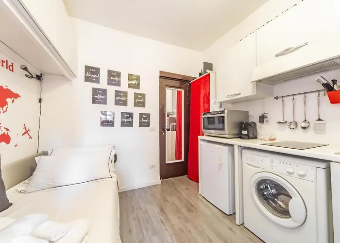 Piccolo Rifugio In Darsena * Milan