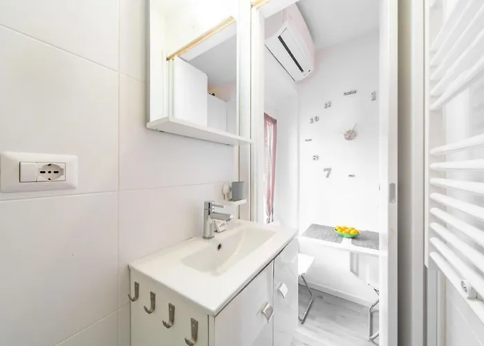 Piccolo Rifugio In Darsena * Milan