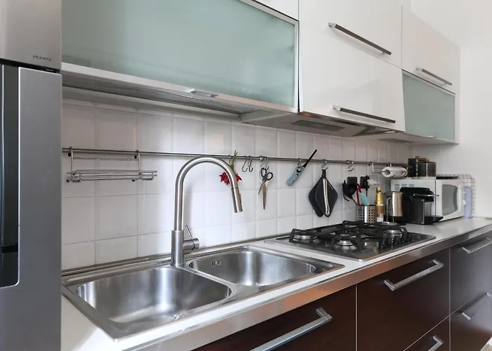 Elegant In Porta Romana - Tiraboschi *