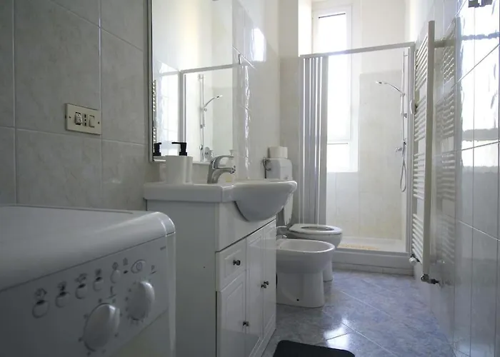 דירה Splendido Bilocale A 4 Fermate Dal Duomo מילאנו