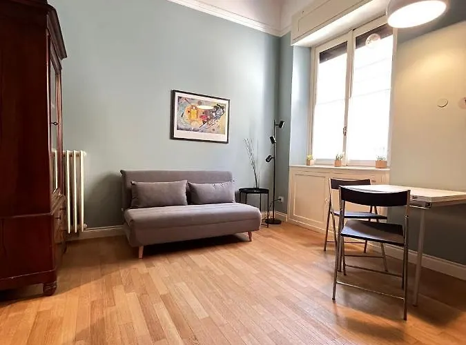 Kibilu - Via Lattanzio * Милан