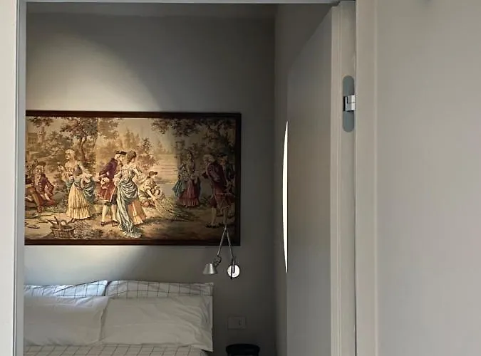 Bilocale Di Design Con Vista In Crocetta Quadronno ميلان