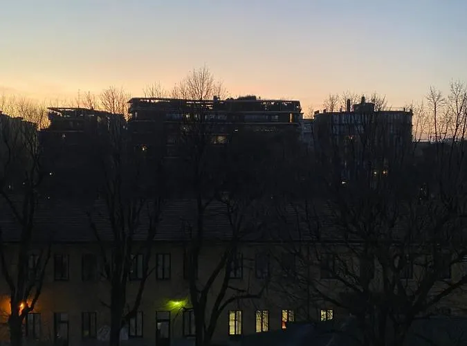 Bilocale Di Design Con Vista In Crocetta Quadronno شقة ميلان