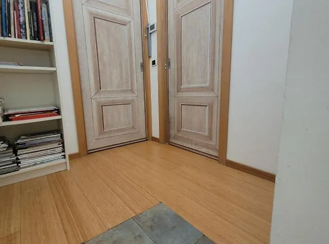 Alloggio in famiglia Stanza In Con Giardino *