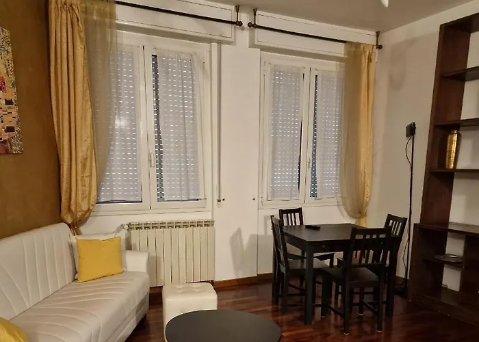 Sempione Yellow Apartment