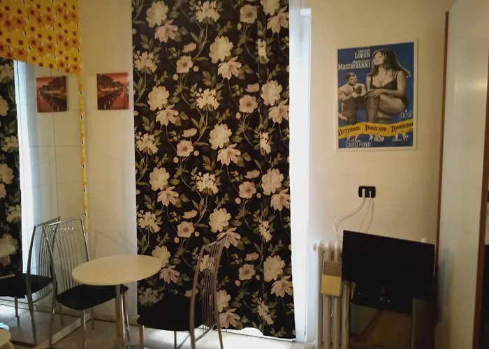 Floris בית הארחה מילאנו