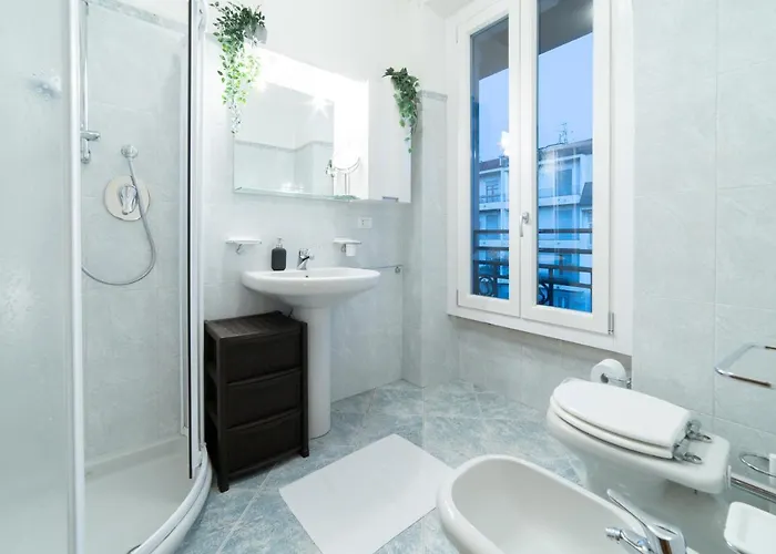 Duomo-centro E Tranquillo Διαμέρισμα *