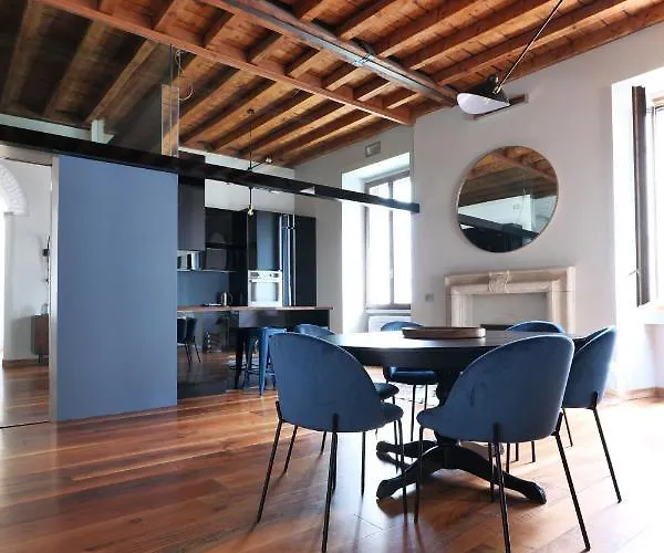 La Foppa - Large & Trendy Flat Moscova-brera Apartmán *