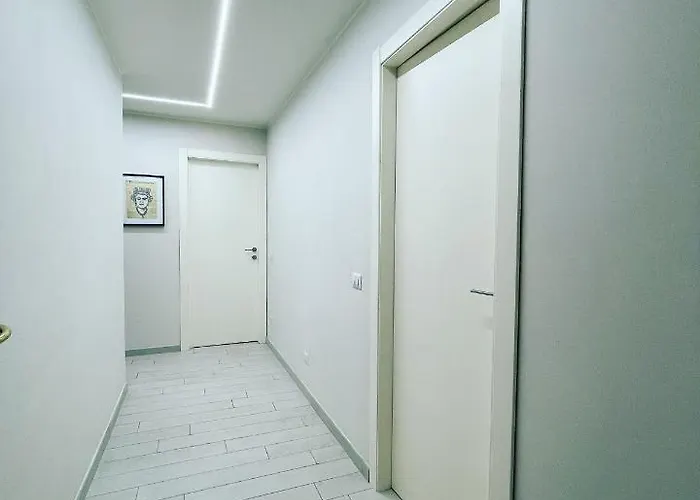 Apartment 50 Papiniano *