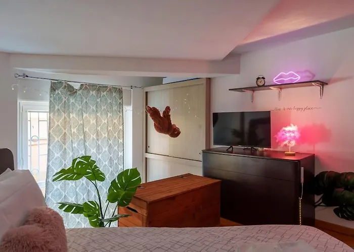 Insthouse - Let's Chill It! *