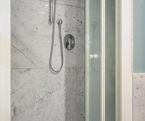 Ampio A 20 Minuti Dal Centro * ميلان