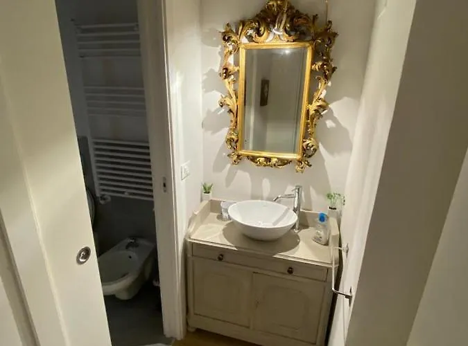 30 San Gottardo House