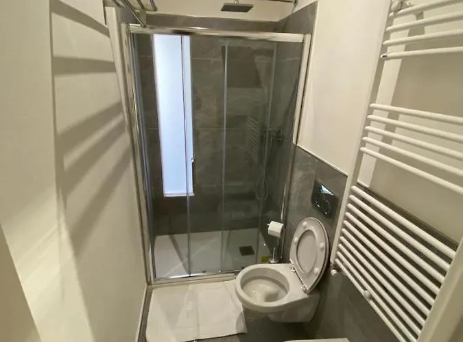 30 San Gottardo House *