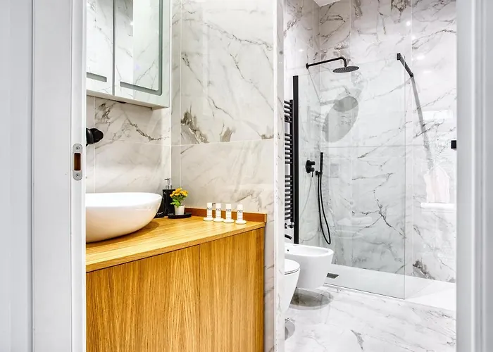 Joivy Stunning Flat With Balcony