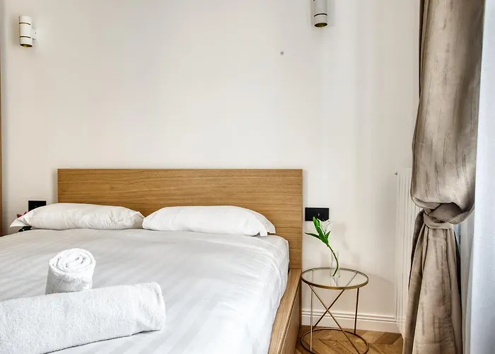 Joivy Stunning Flat With Balcony דירה מילאנו