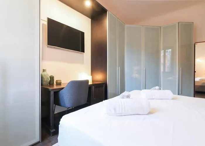 Elegant In Porta Romana - Tiraboschi