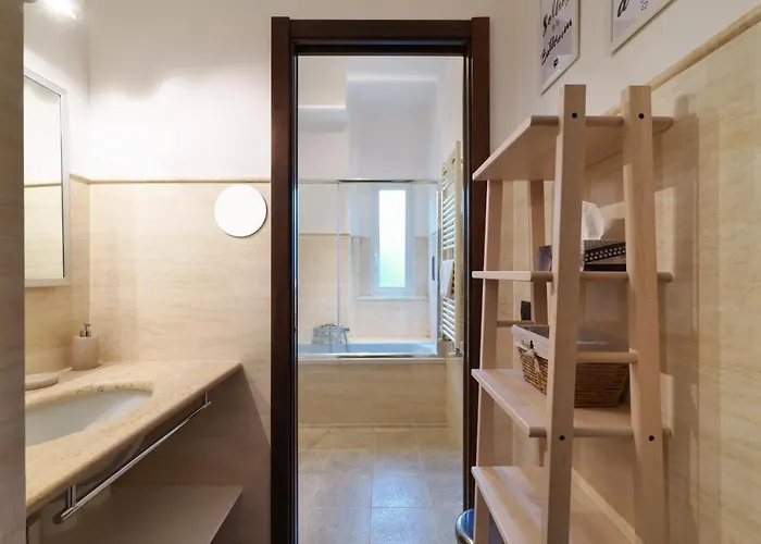 Elegant In Porta Romana - Tiraboschi * Milano