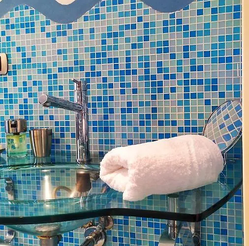 Nolo93-quiet Design Attic In Nolo, Metro In Front, 10 Min Duomo * 밀라노