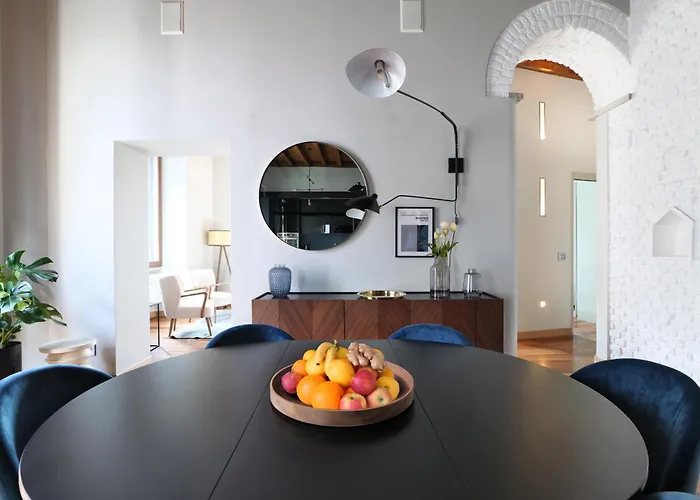 La Foppa - Large & Trendy Flat Moscova-brera Apartmán