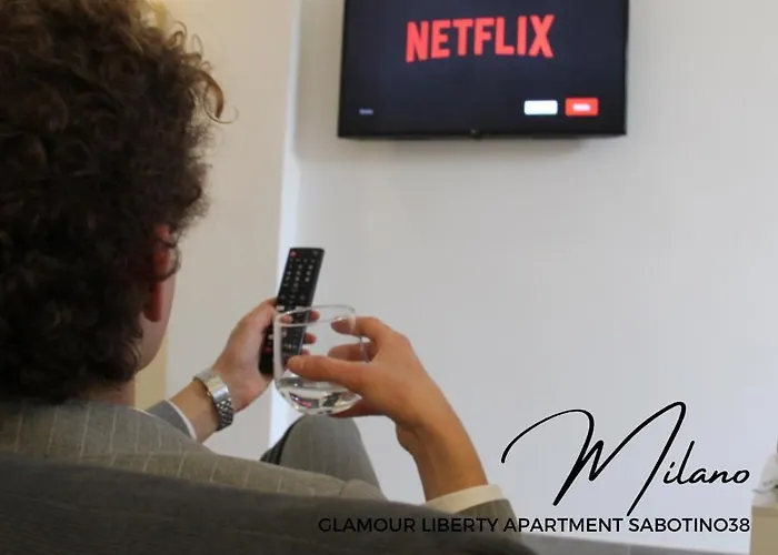 Glamour Liberty Sabotino38 * 밀라노