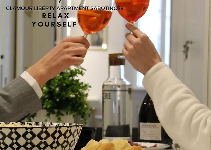 Glamour Liberty Sabotino38 * 밀라노