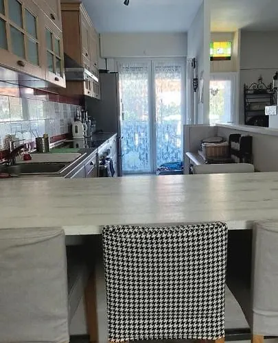 Stanza In Con Giardino *