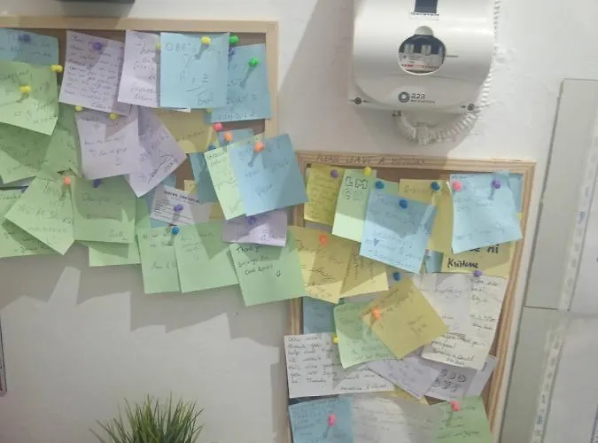 Floris בית הארחה