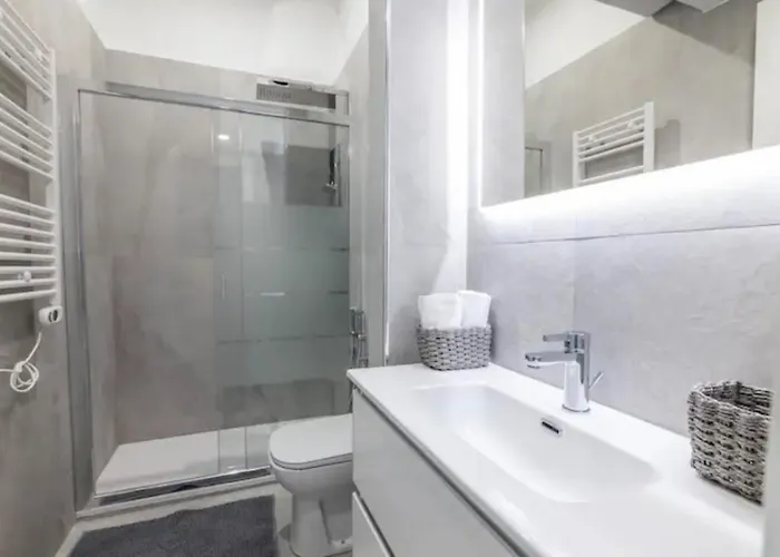 Arco Della Pace Modern