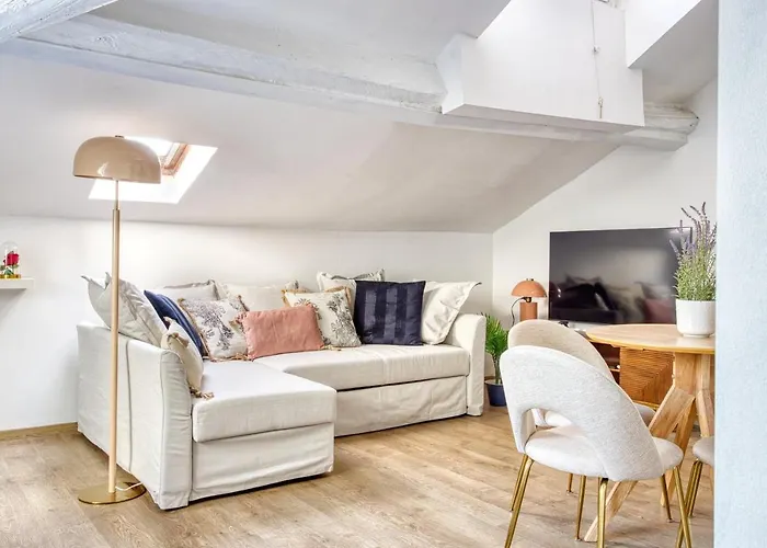 Апартаменты Hostmate - Milano- Corso - Garibaldi